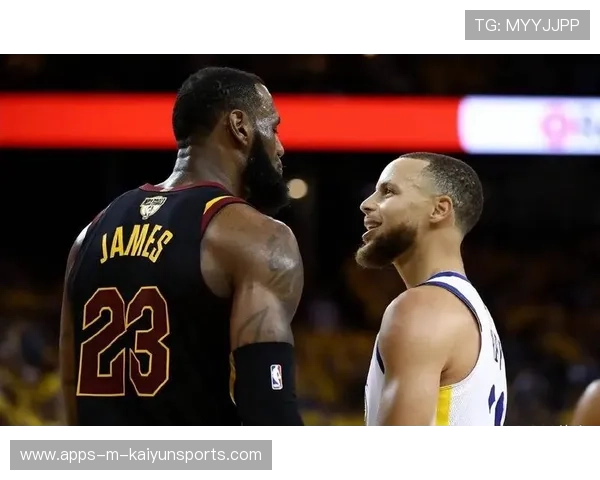 巨星联手：詹姆斯和库里的巅峰对决！，想看詹姆斯和库里一起打球