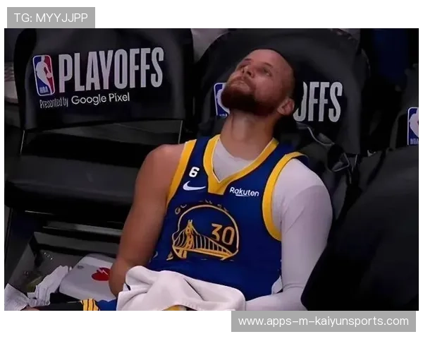 金州勇士连追19分,斯蒂芬·库里弧顶三分连发,外线一开就停不住 金州勇士连追19分,斯蒂芬·库里弧顶三分连发,外线一开就停不住