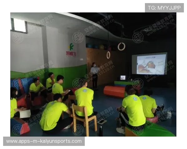 世界体能恢复公益讲座走进社区：科普推动康复意识提升，体能康复训练的价值